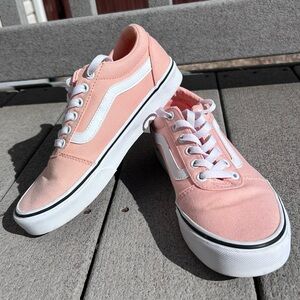 Vans Women's 7.5 Peach Salmon Canvas Skater Casual Sneakers Shoes